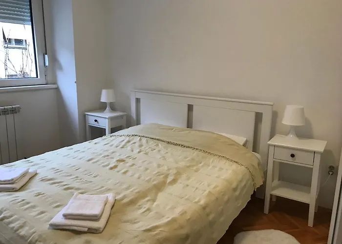 Centrum 2 Szálloda *